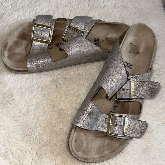 Birkenstock Silver Metallic Big Buckle Sandals! - Picture 3 of 11